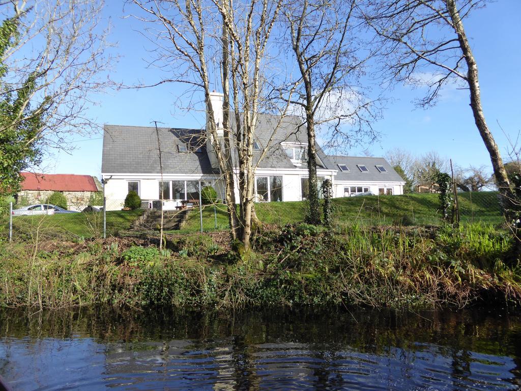 Camillaun Lodge With Lough Corrib Boat Hire Oughterard Bagian luar foto
